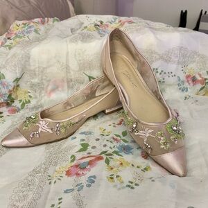 Floral Embellished Festive Betsey Johnson Flats !! Size 8